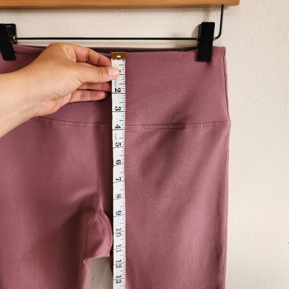 Vuori Jogger Super Soft High Rise Jogger Pants Size S Women Pink Color - Picture 11 of 12